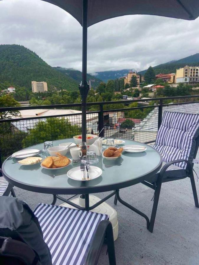 Hotel Borjomi Central Exterior foto